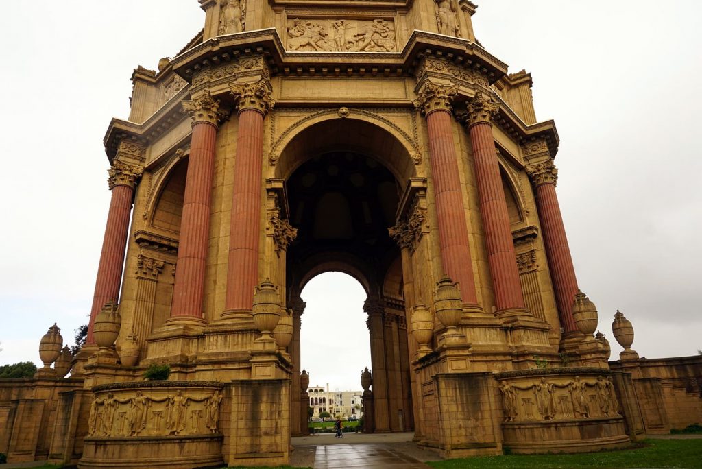 Travel With Me To: Palace of Fine Arts
