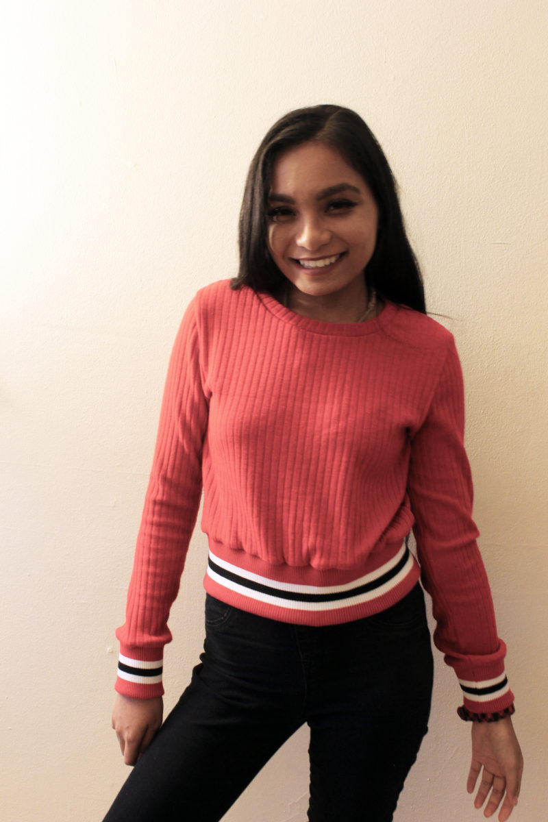 Red-Cropped-Sweater-Winter-Style-Blogger-LINDATENCHITRAN-1-1616x1080